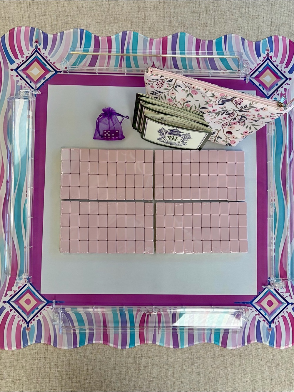 Full Mahjong Set: Mahjong Tiles, Mat, 4 Acrylic Racks, Tile Bag, Dice & 4 Cards